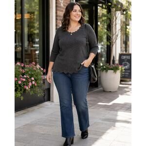 Cable & Gauge 1X Charcoal Gray Scalloped Knit Sweater Top